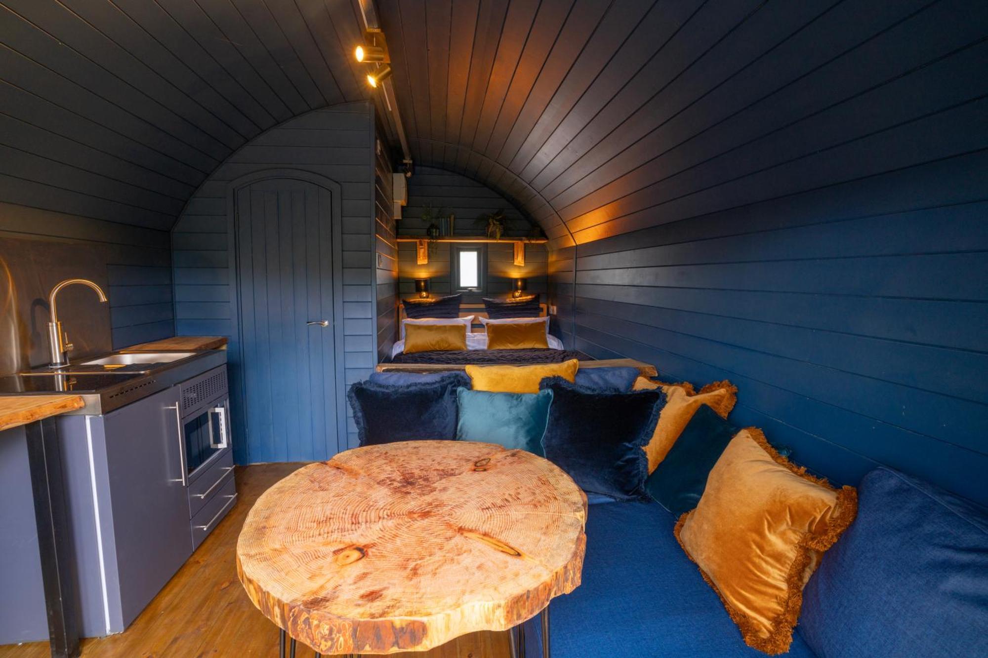 Kingswood Lodges Fort William Extérieur photo