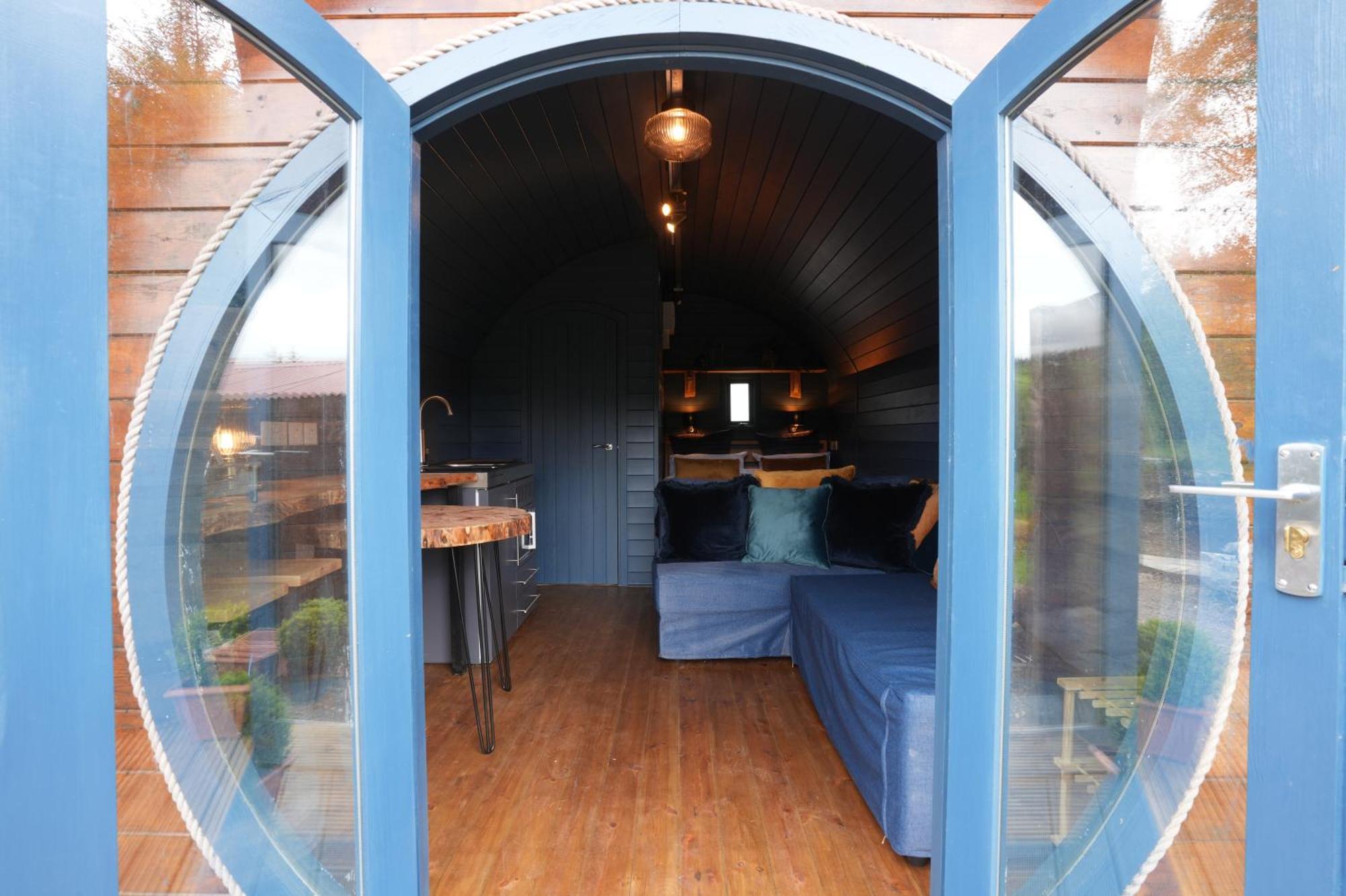 Kingswood Lodges Fort William Extérieur photo